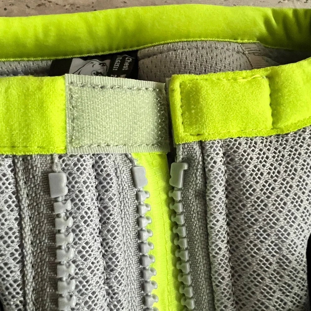 True Love Cooling Vest for Dogs, size M, NWOT